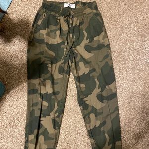 CAMO joggers